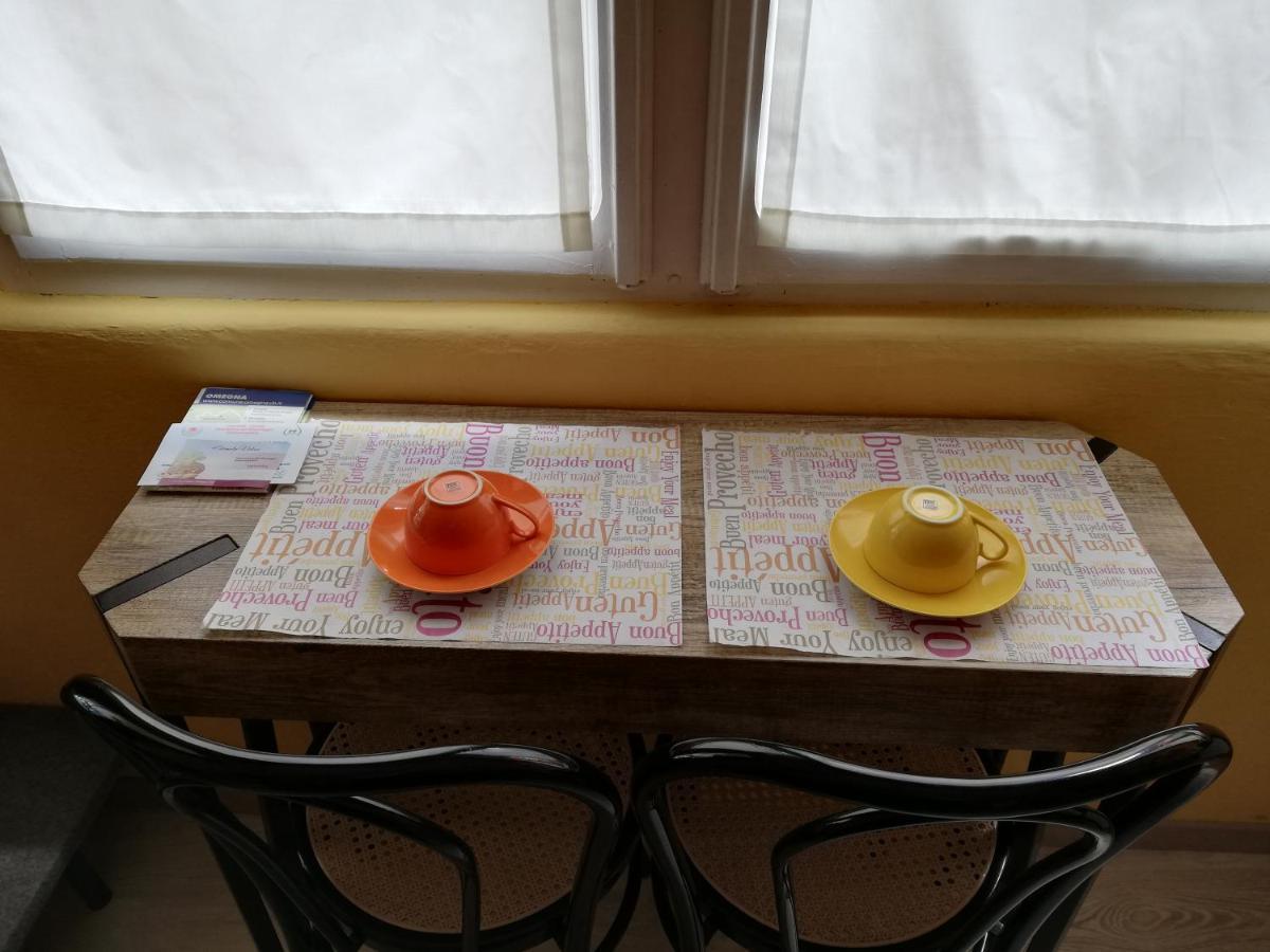 Bed And Breakfast Porta Romana Omegna Exterior foto