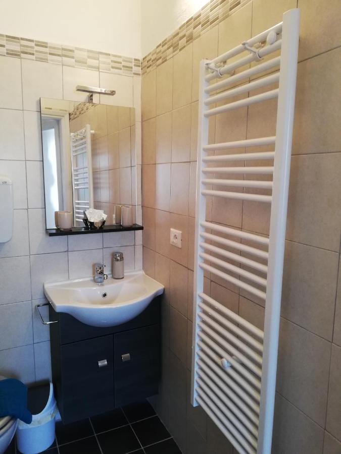 Bed And Breakfast Porta Romana Omegna Exterior foto